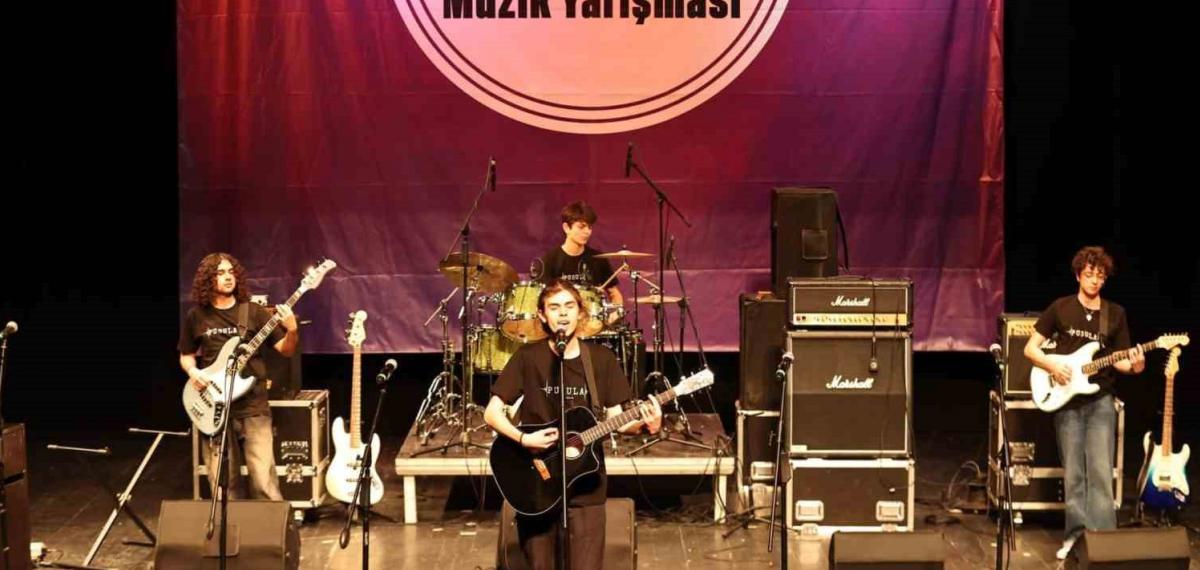 15. Nilüfer Liseli Gençler Arası Müzik Yarışması Başlıyor