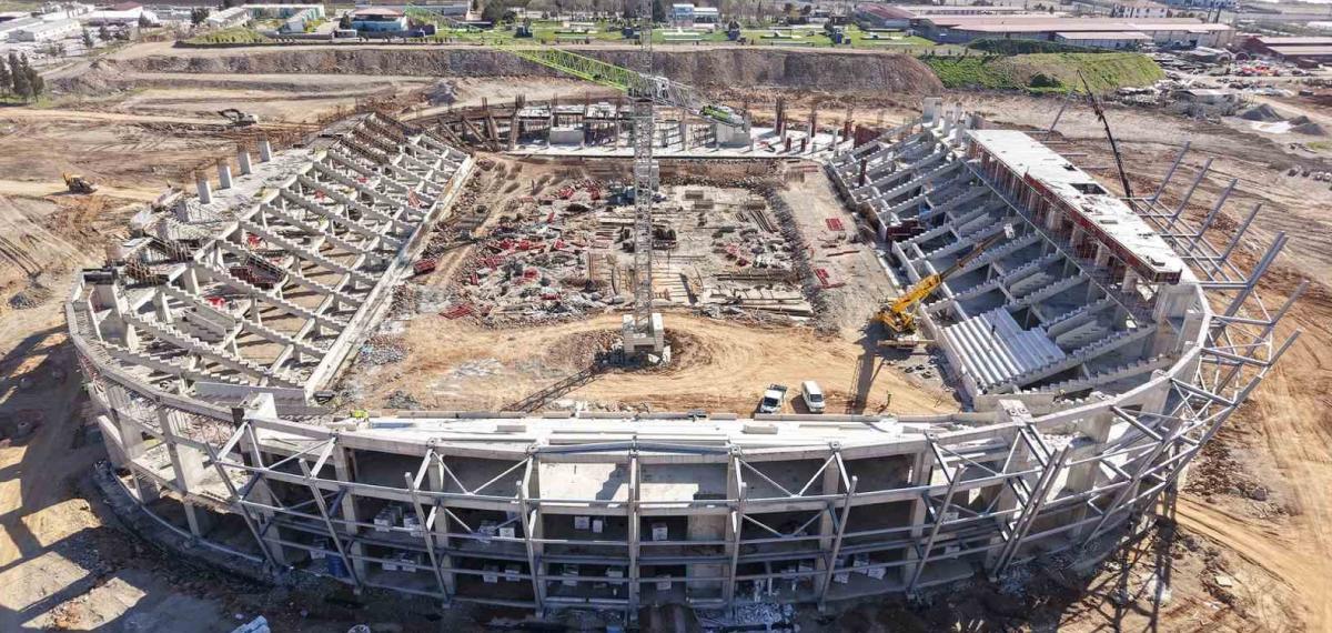 2 Milyar TL’lik Yatırımla Kahramanmaraş’a Kazandırılan Yeni Stadyum Yükseliyor