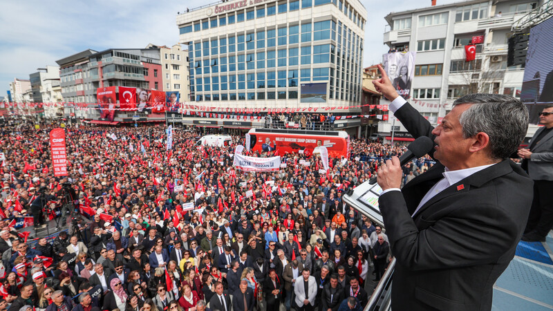 CHP Lideri Özgür Özel: “Korkuyorsanız Ev Hapsi Verin; Ekrem İmamoğlu’nu Cumhurbaşkanı Yapacağız”