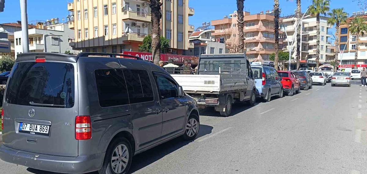 6 Aracın Karıştığı  Zincirleme Kaza Ucuz Atlatıldı