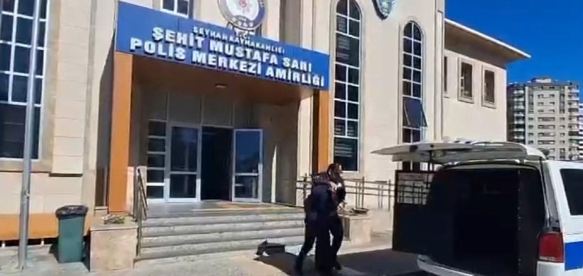 Adana’da Trafikte Araçtan İnip Sürücüye Saldıran İki Kişi Tutuklandı