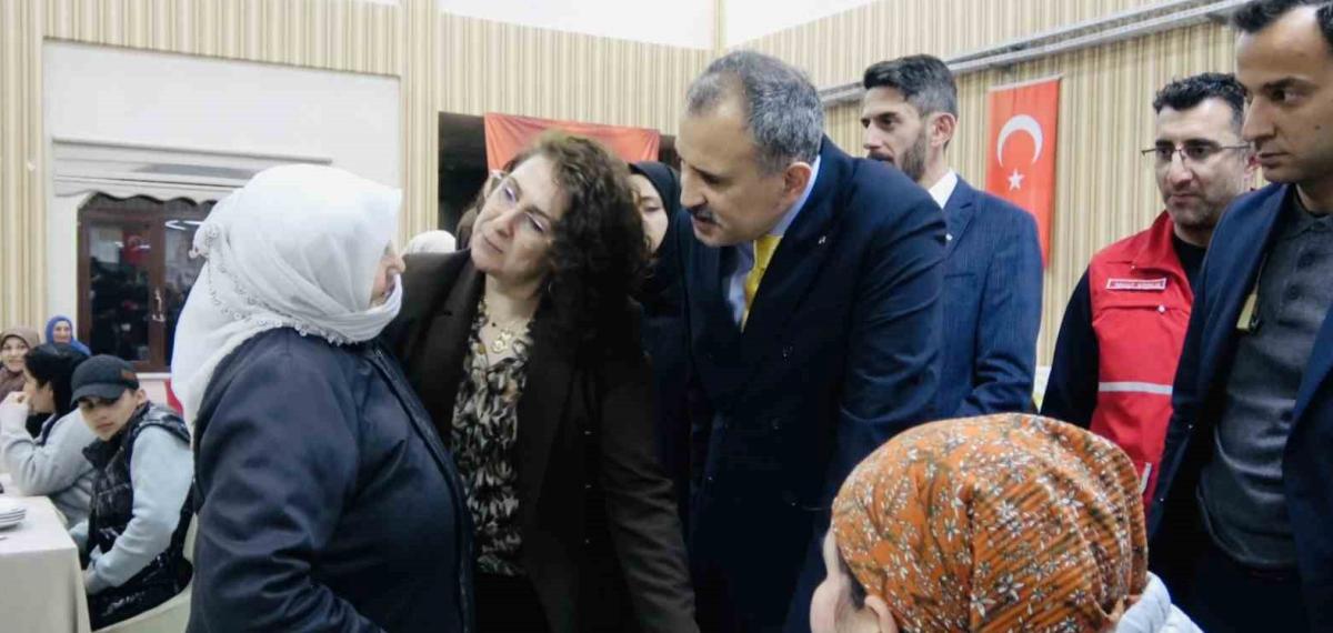 Ağrı’da Yetim Çocuklar İftar Sofrasında Buluştu