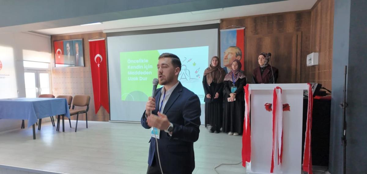 Akran Gücüyle Temiz Gelecek Afyon’da Projesi Gerçekleştirildi