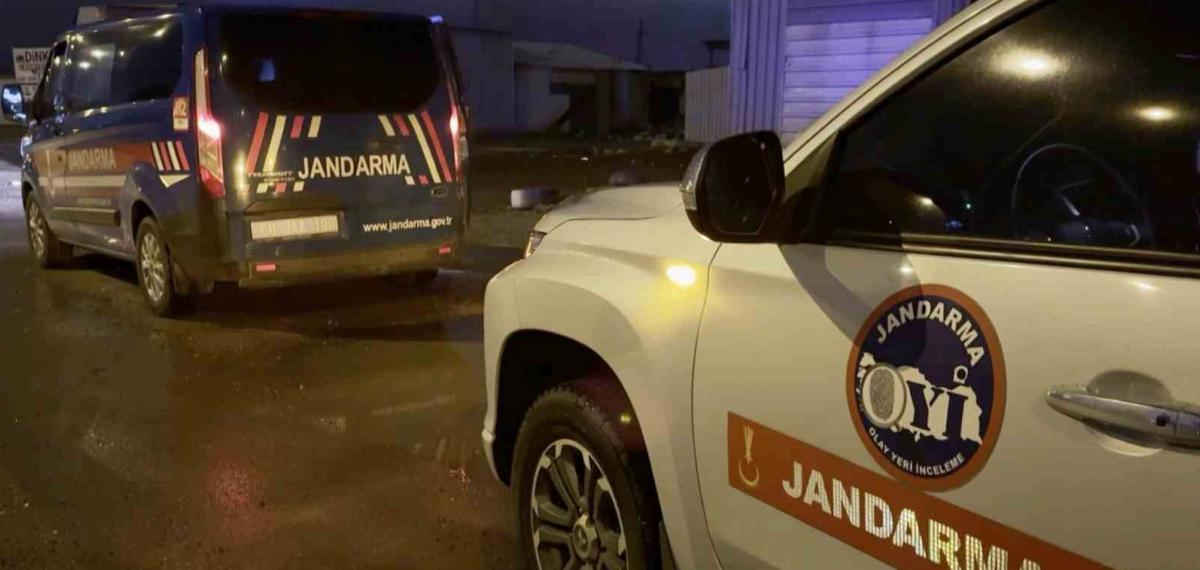 Aksaray’da 3 Çocuk 1 Genci Darp Edip Bıçakla Ağır Yaraladı: 1 Tutuklama