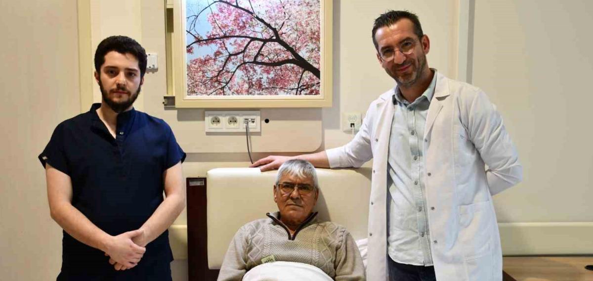 Alanya’da Ular Ameliyatıyla Zorlu Tümörde Bağırsak Devamlılığı Korundu