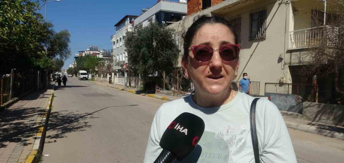 Antalya’da İki Motosikletlinin Yola Savrulduğu Kaza Kameraya Yansıdı, Mahalleli Kasis İstedi