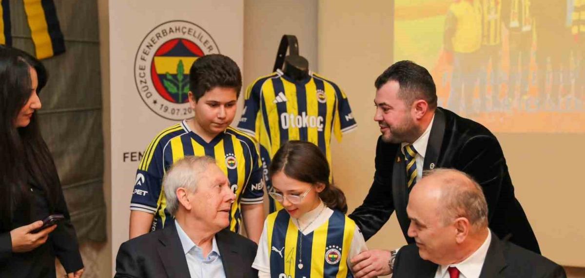 Aziz Yıldırım İftarını Düzce Fenerbahçeliler ile Yaptı