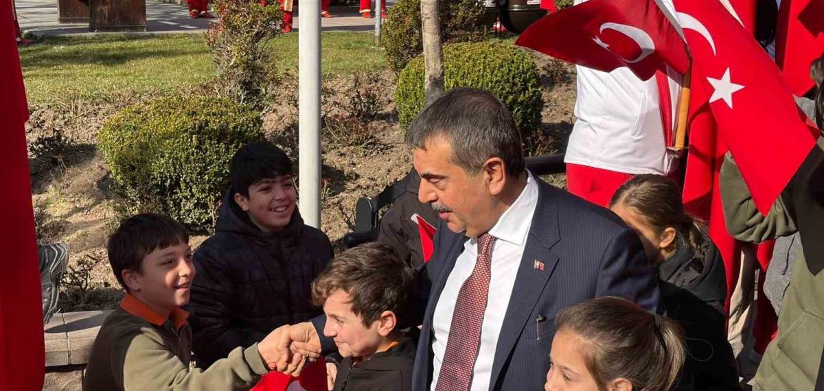 Bakan Tekin: “Bağımsızlığımız, Bayrağımız ve Ezanımız İlelebet Varlığını Sürdürecektir”