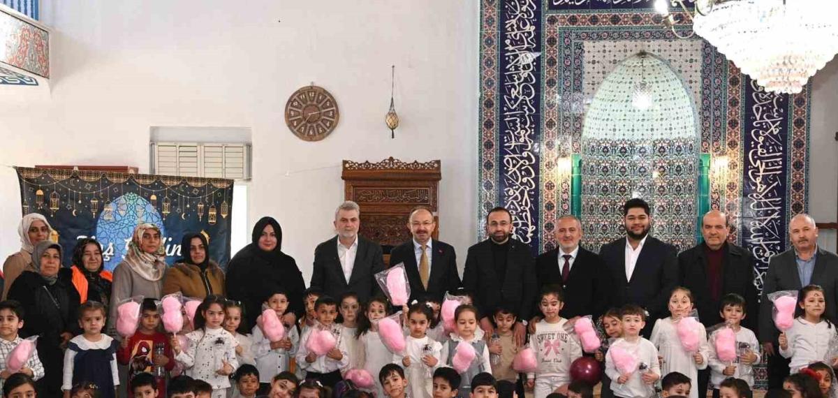 Başkan Görgel, Miniklerin Tekne Orucu Heyecanına Ortak Oldu