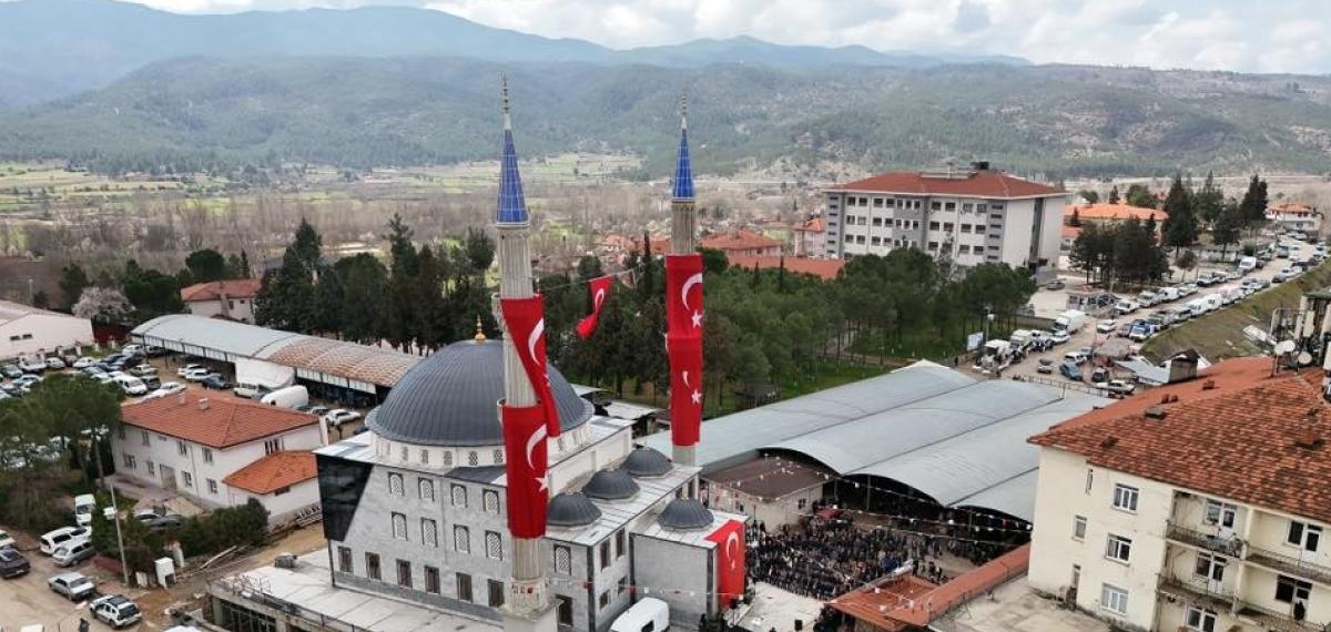 Başkan Pütün; “Beyağaç’a Anlamlı Bir Eser Daha Kazandırmanın Mutluluğunu Yaşadık”