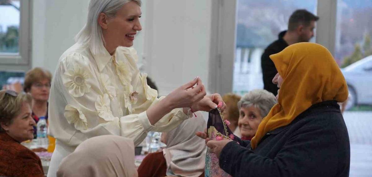 Başkan Subaşı Kadınlarla İftar Yemeğinde Bir Araya Geldi