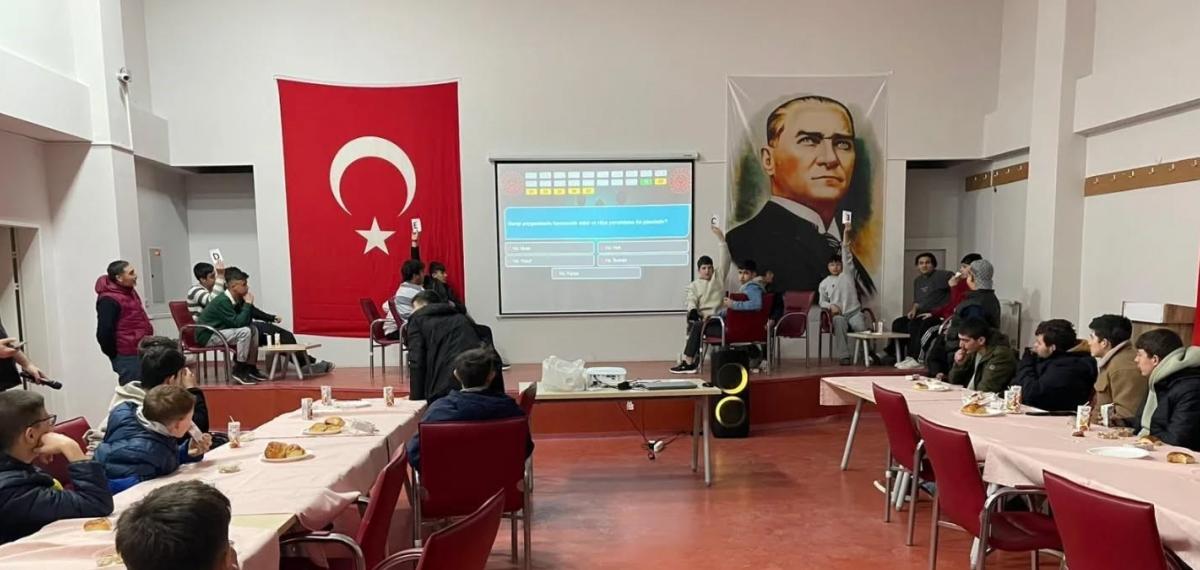 Bilecik’te ‘Evler Arası Bilgi Yarışması’ Düzenlendi