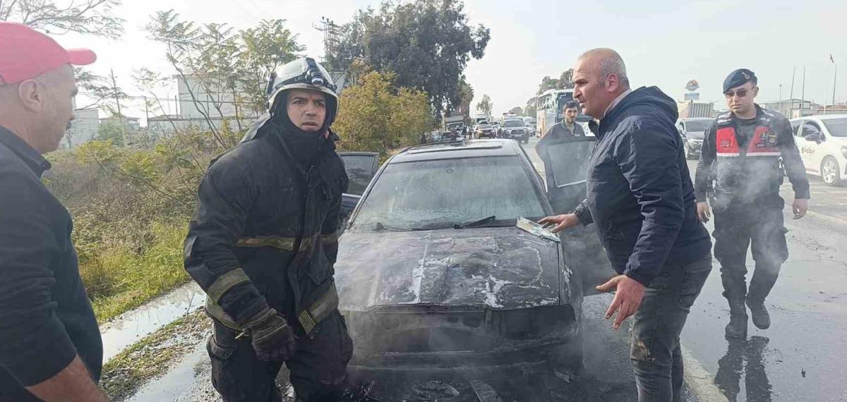 Bir Hafta Önce Satın Aldığı Araç Alev Alev Yandı