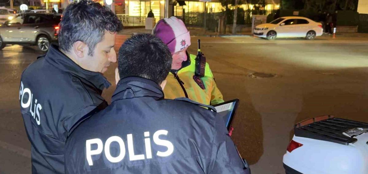 Bursa’da O Mahalleye Akın Eden Sürücülere Polis Uygulaması