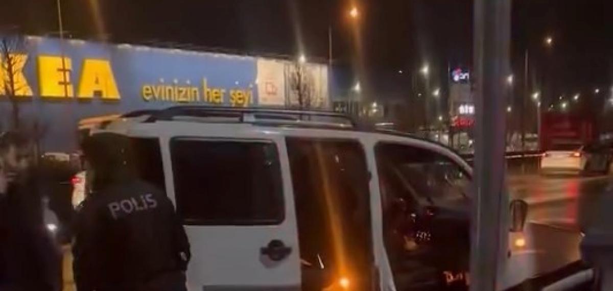 Bursa’da Silahla Alıkoyduğu Kadına Kurşun Yağdırdı