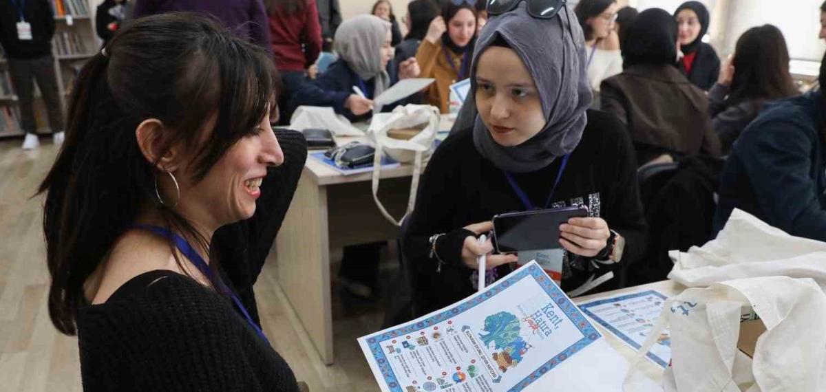 Bursa’nın Hafızası Gençlerle Geleceğe Taşınıyor