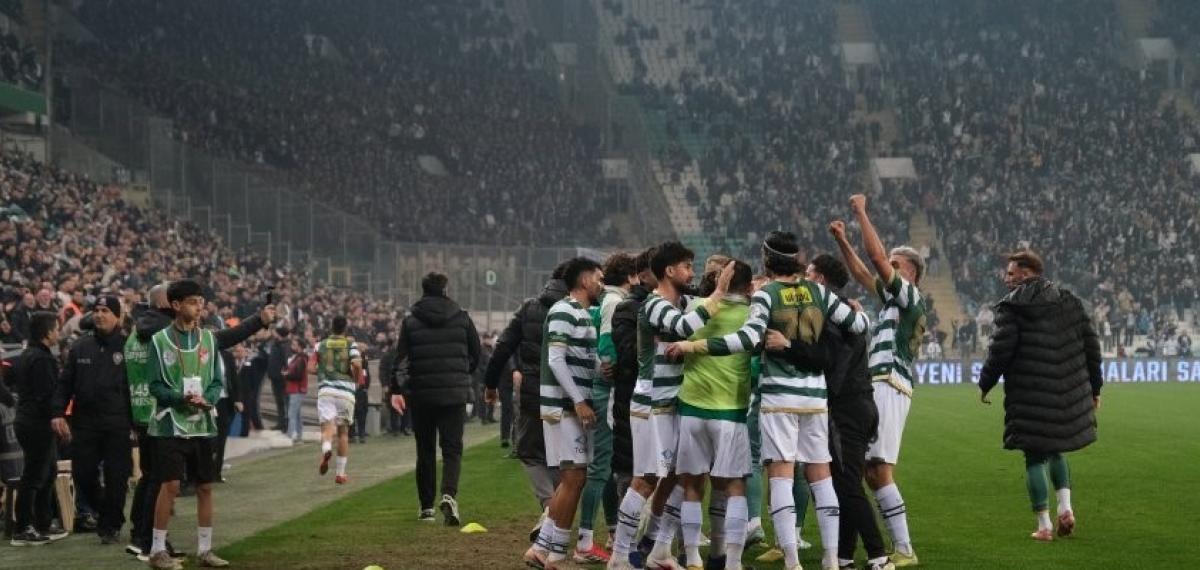 Bursaspor’a PFDK’dan Ceza Yağdı