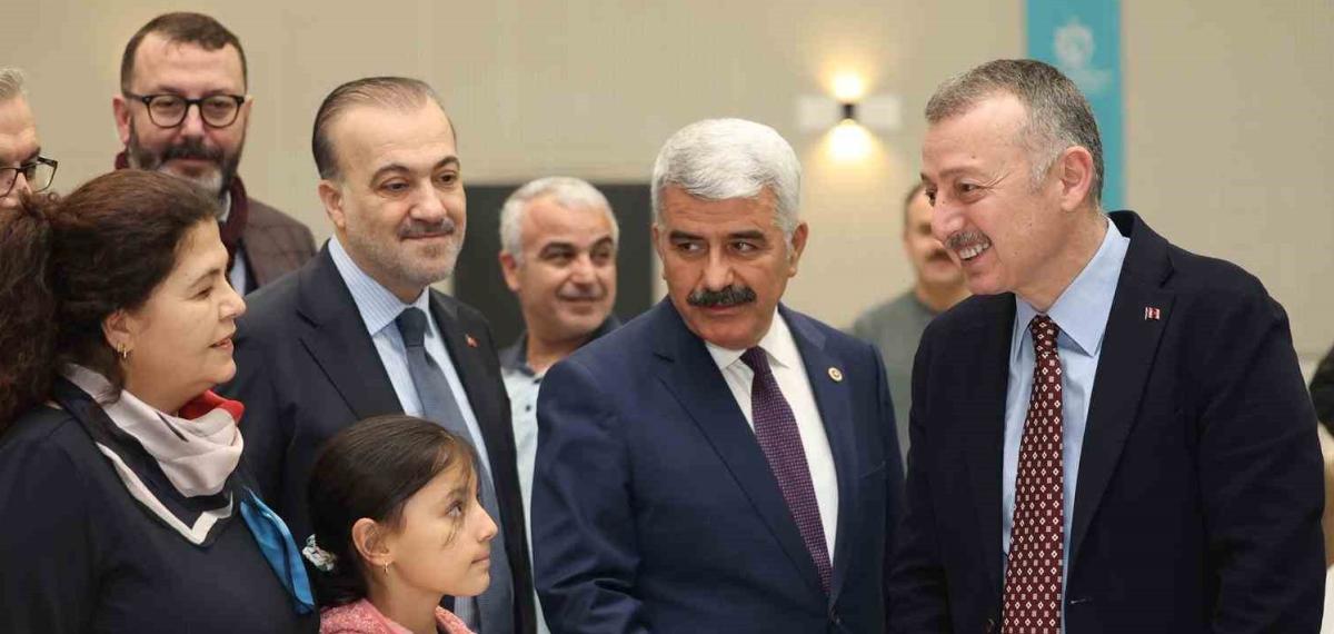 Büyükakın’dan Sağlıkçılara: “Siz Sadece Meslek Değil İnsanlık Görevi Yapıyorsunuz”