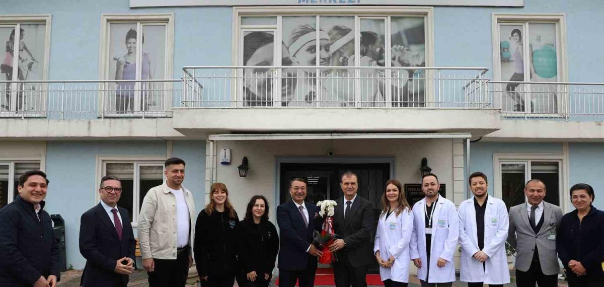 Büyükçekmece Belediye Başkan Vekili Çebi, Sağlık Çalışanlarının Tıp Bayramı’nı Kutladı