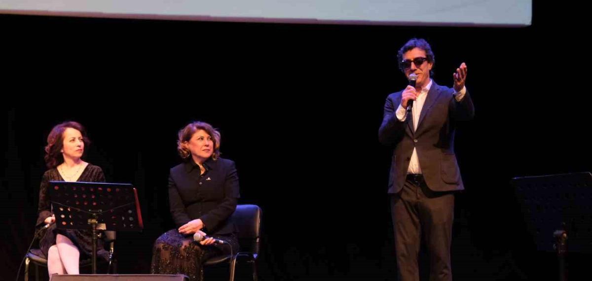 Büyükçekmece’de Şiir ve Müzik, Kadınlar İçin Buluştu