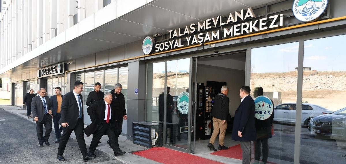 Büyükkılıç ve Boyraz, Talas Mevlana Sosyal Yaşam Merkezi’ni Ziyaret Etti