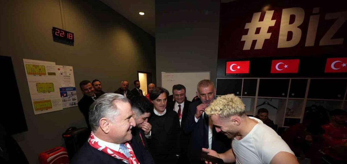 Cumhurbaşkanı Erdoğan, A Milli Futbol Takımı’nı Tebrik Etti