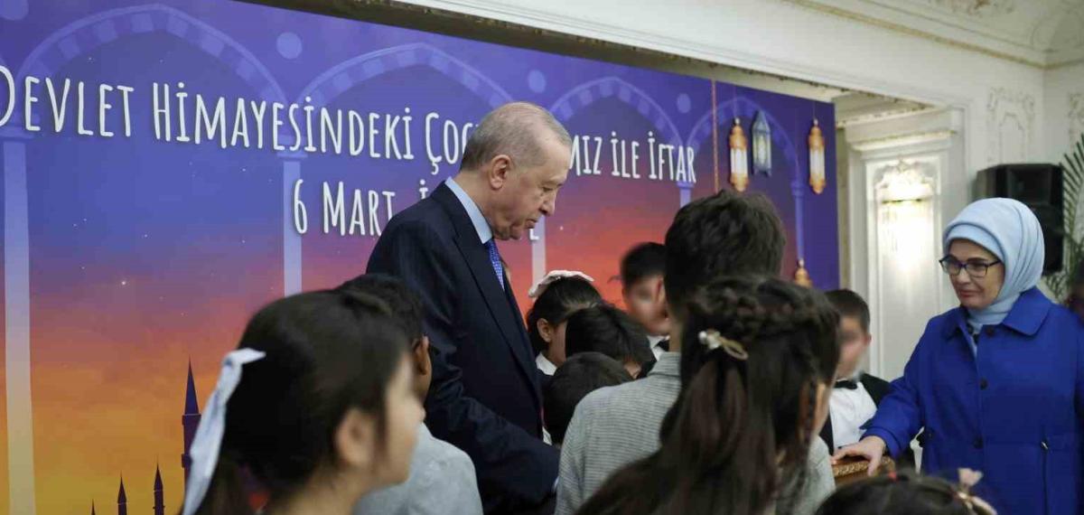 Cumhurbaşkanı Erdoğan, Devlet Himayesindeki Çocuklarla Gönül Sofrasında Buluştu
