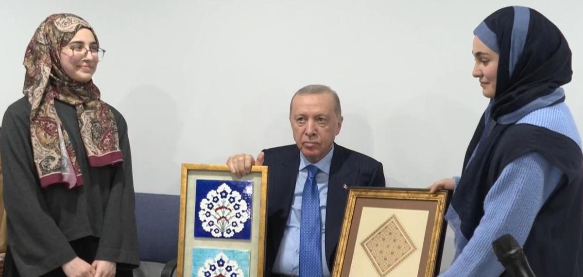 Cumhurbaşkanı Erdoğan Üniversite Öğrencileri ile Bir Araya Geldi
