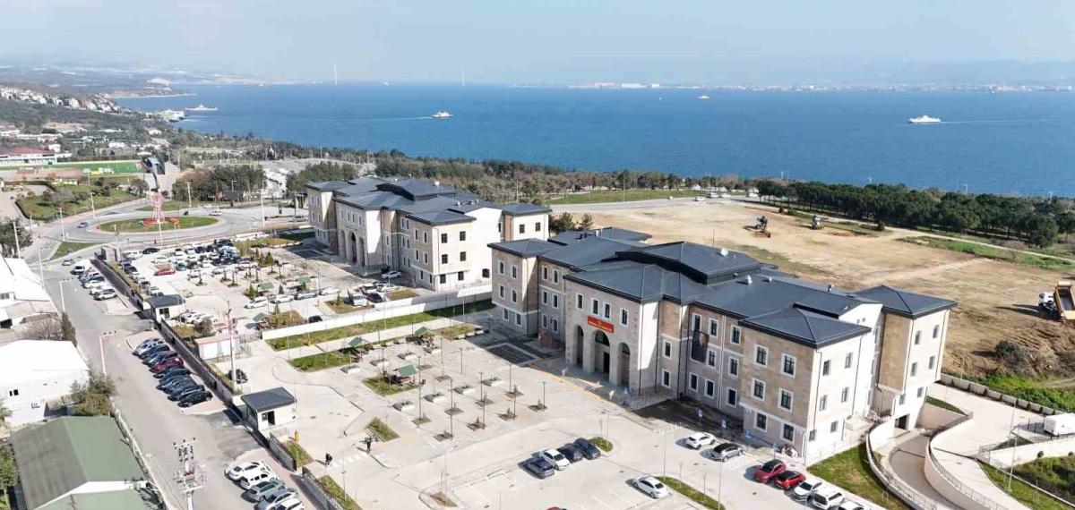Darıca’da Yeni Hükümet Konağı ve Belediye Binası Hizmete Başladı