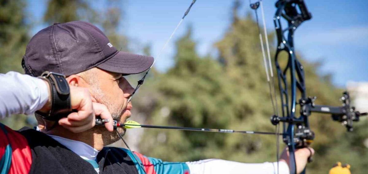 Denizlili Para Okçu Abdullah Yorulmaz Türkiye Şampiyonu Oldu