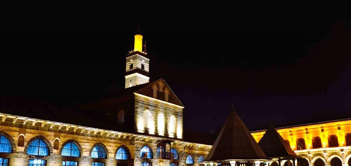 Dicle Elektrik Diyarbakır’ın Tarihi Mirasına Işık Tutuyor