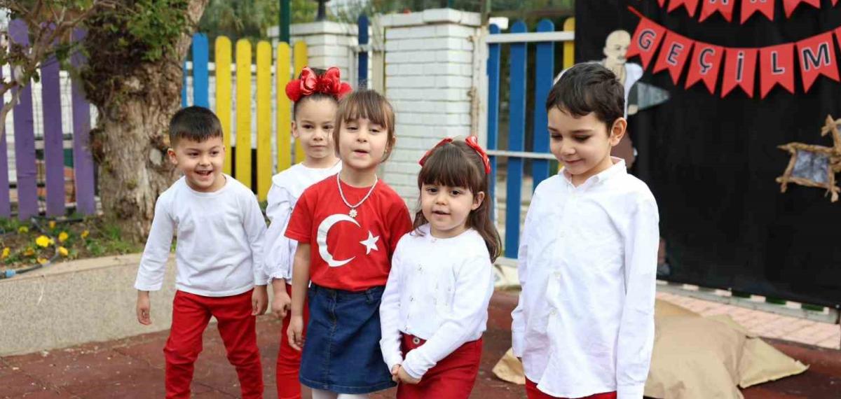 Didim Belediyesi’nin Minikleri ‘Çanakkale’ Performansı Takdir Topladı