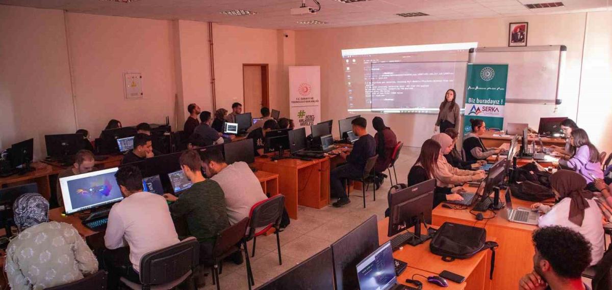 Dijital Dünyanın Savunucuları Serhat’ta Yetişiyor