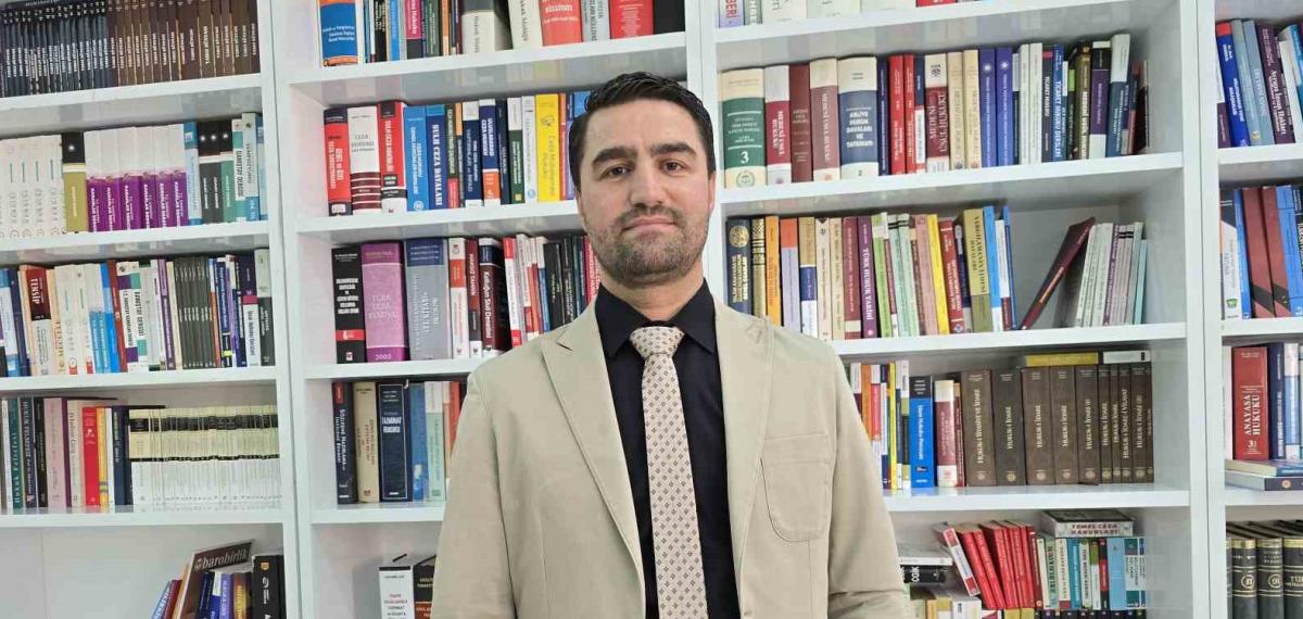 Doç. Dr. Mustafa Özalp: “ABD, Orta Doğu Bataklığında Duvara Tosladı”