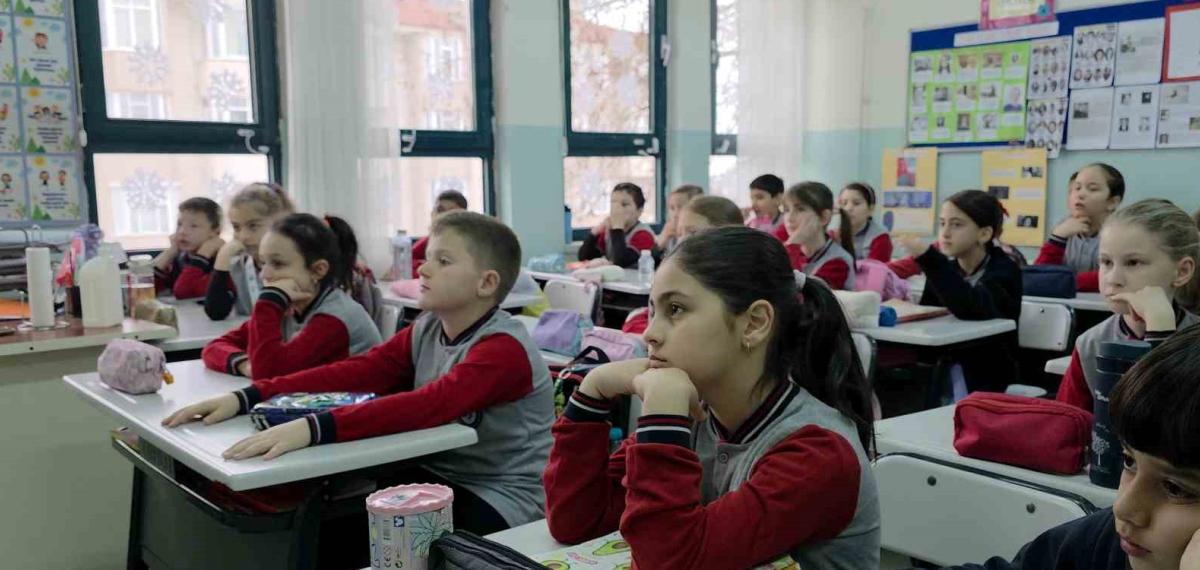 Edirne’de Öğrencilere Finansal Okuryazarlık Eğitimi