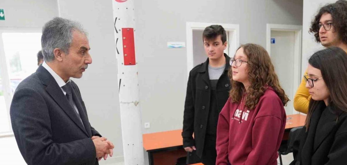 Ege Üniversitesi, İzmir’de 1’inci Ege Bölgesi’nde 2’nci Sırada Yer Aldı