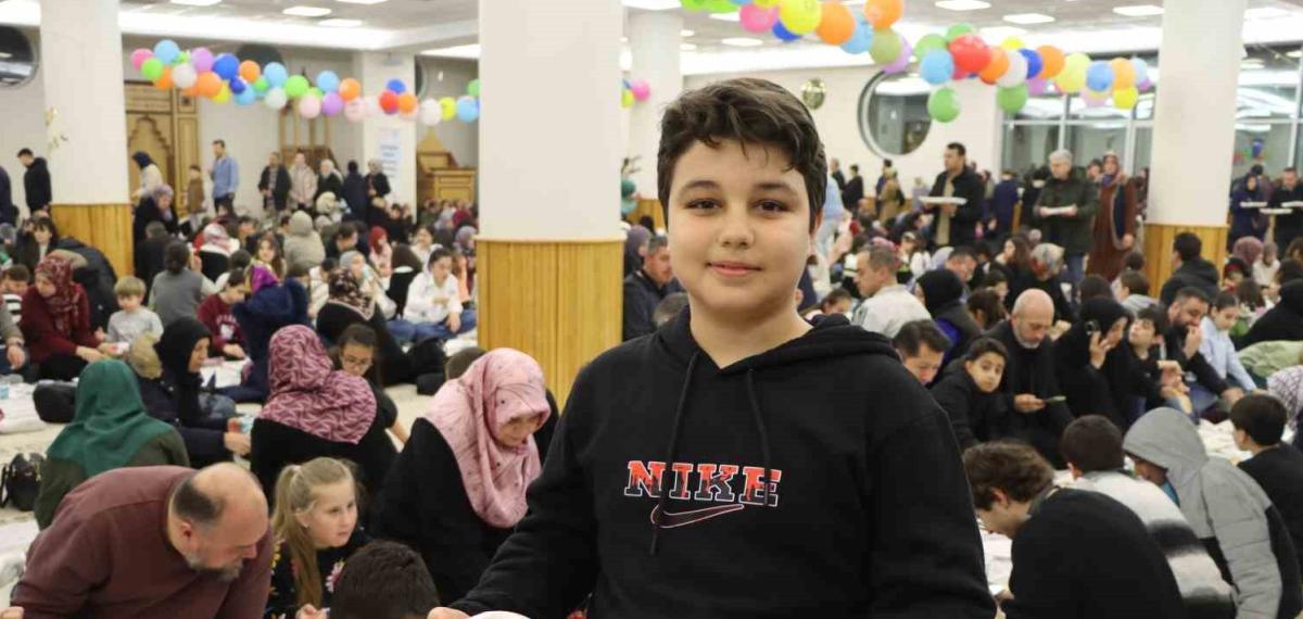 Eskişehir Fatih Sultan Mehmet İmam Hatip Ortaokulu’nda İftar Sevinci