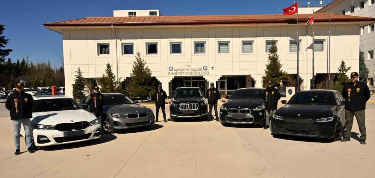 Eskişehir’de Oto Hırsızlığı Çetesi Çökertildi: 11 Gözaltı