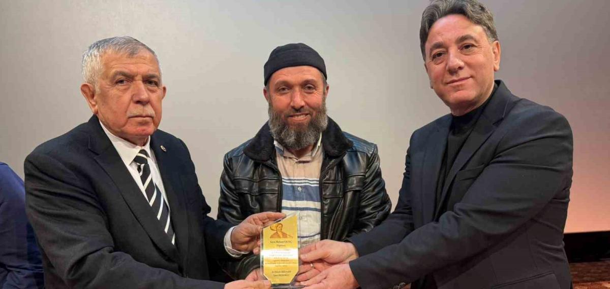 “Evereğin Velisi” Filminin Ödül Töreni Yapıldı