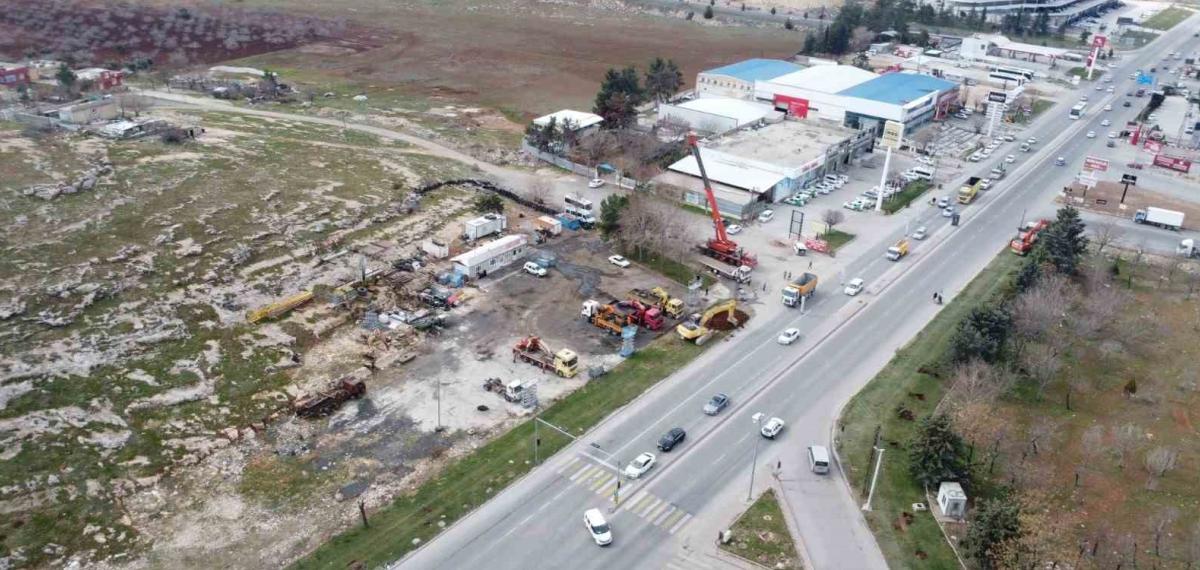 Evren Sanayi Sitesinde İki Adet Katlı Köprülü Kavşak İnşaatı Başladı