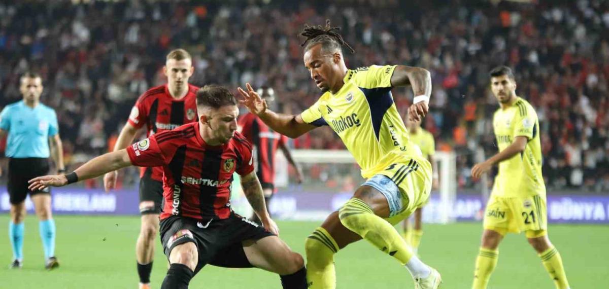 Fenerbahçe ile Gaziantep Fk 14. Randevuda