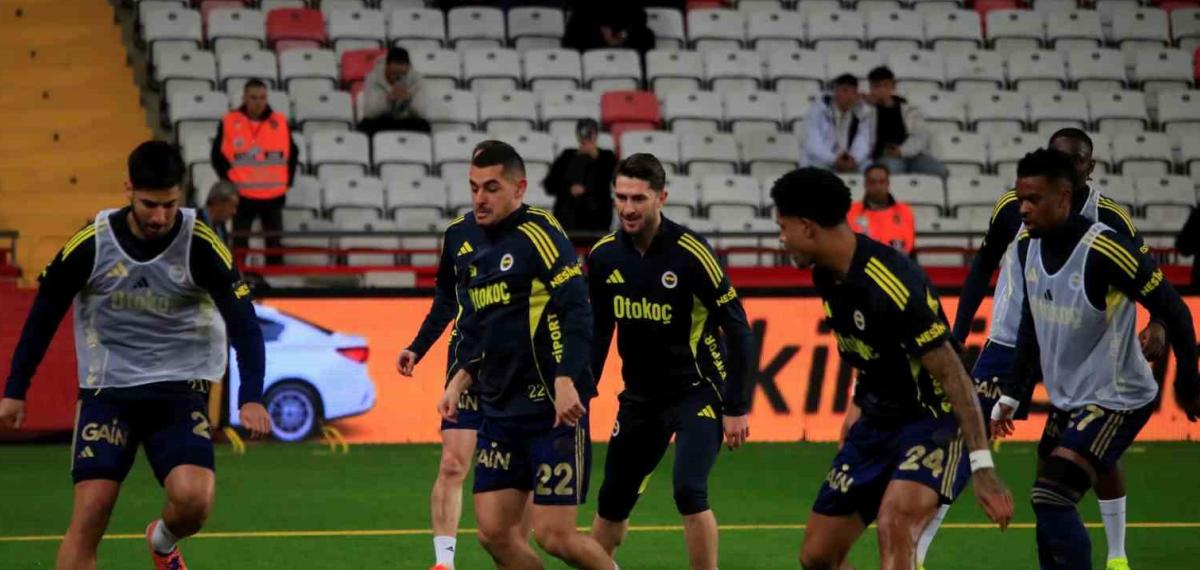 Fenerbahçe’den Antalyaspor Maçında 5 Değişiklik