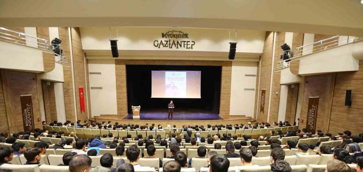 Gazi Şehirde İyilik Çocuklarla Yayılıyor