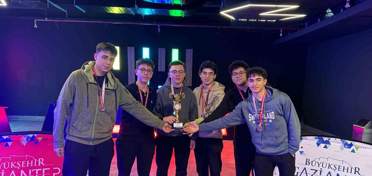 Gkv Özel Liseleri Çanakkale Zaferi Turnuvasına Damga Vurdu