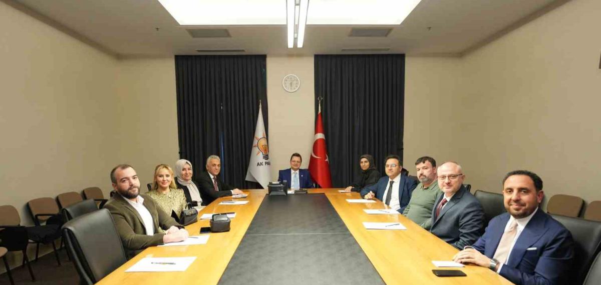 Hekimsen, Prof. Dr. Halit Yerebakan ile Sağlık Sisteminin Geleceğini Konuştu