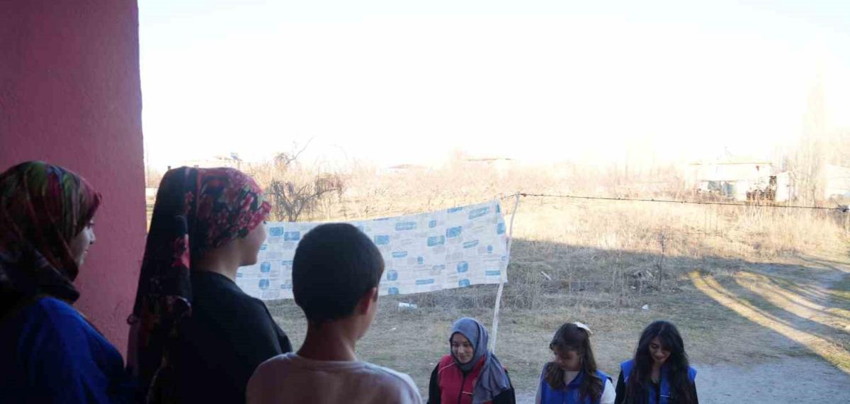 Iğdır’da Gönüllüler Ramazan’da Yetim Ailelerle Gönül Sofrası Kuruyor