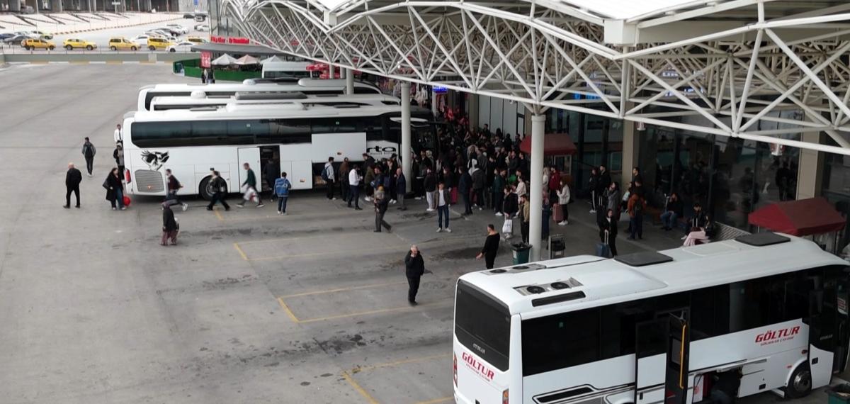 Isparta Otogarı’nda Biletler Kısa Sürede Tükendi