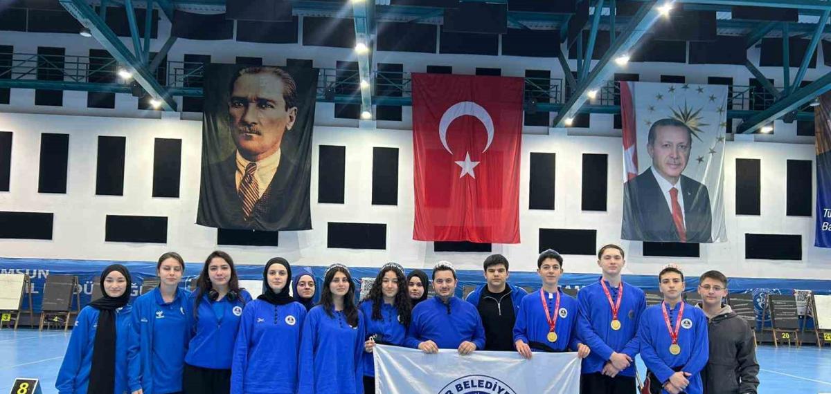 Kağıtspor Haftayı Uluslararası Madalyalarla Kapattı