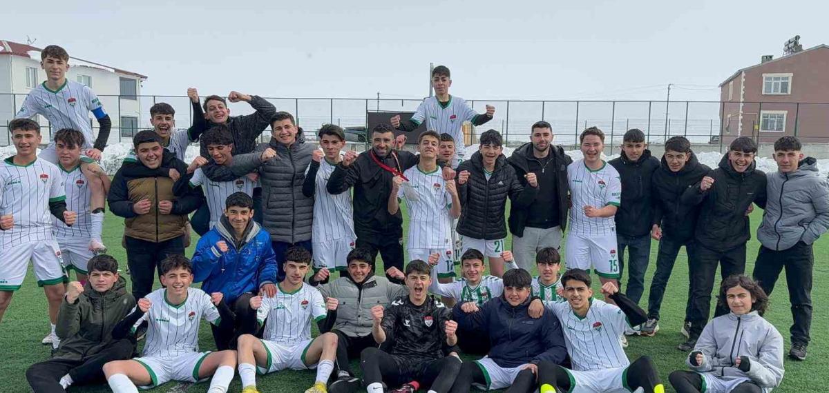 Kars 36 Spor U16 Takımı Şampiyon Oldu, Türkiye Finalleri’ne Katılacak