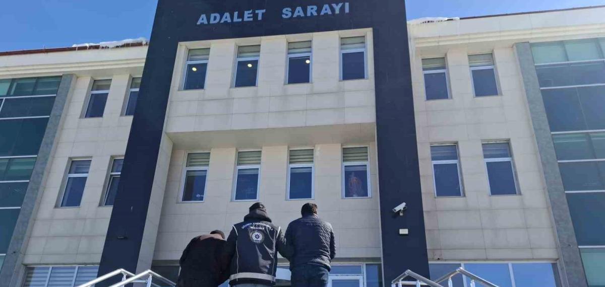 Kars’ta Göçmen Kaçakçılığı Operasyonu: 2 Organizatör ve 7 Düzensiz Göçmen Yakalandı
